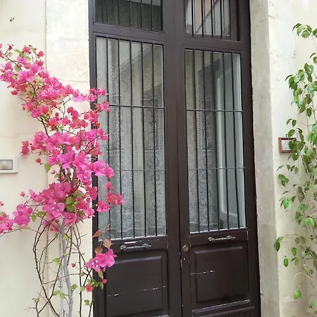 Centro Storico Bed and Breakfast Νότο