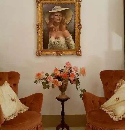 Bed and Breakfast Centro Storico Νότο