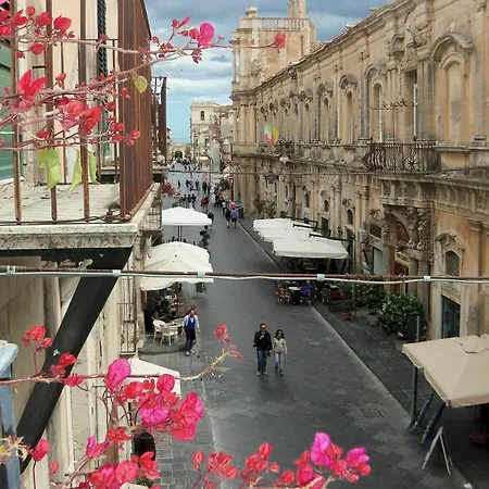 Centro Storico Bed & Breakfast 3*